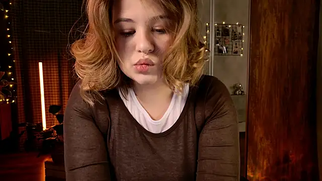 Snapshot of TessPleasure chatting on November 28, 11:13 am TessPleasure online show from November 28, 11:13 am