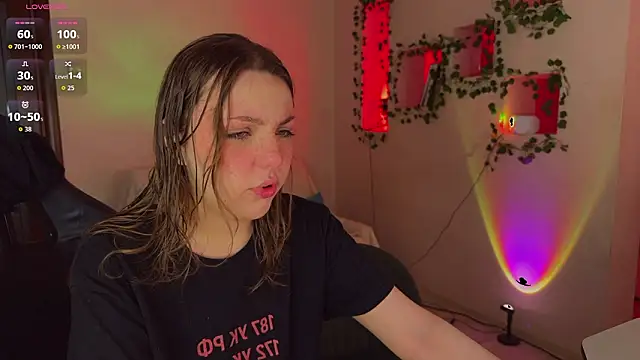 RobertAndLinela online show from March 11, 5:08 pm