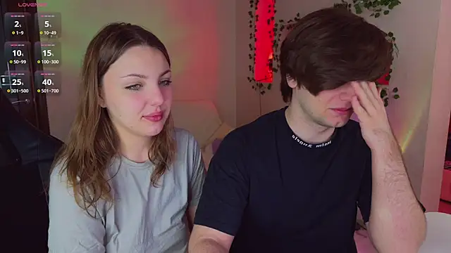 RobertAndLinela online show from April 26, 12:47 pm