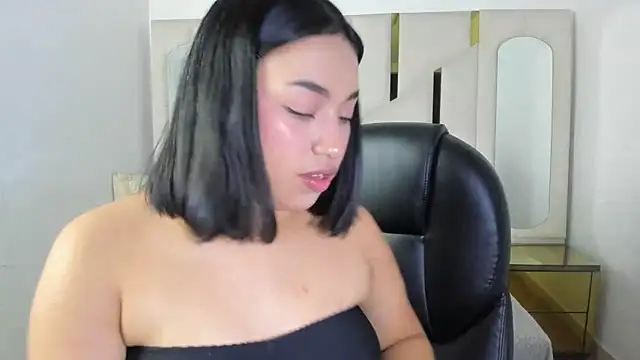 IsabellRodriguez18 online show from December 23, 4:32 am