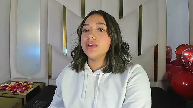 IsabellRodriguez18 online show from February 15, 4:09 am