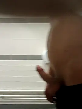 rominoucoquin online show from April 9, 4:34 pm