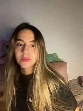 Snapshot of kissa_16 chatting on March 22, 6:39 am kissa 16 online show from March 22, 6:39 am