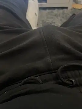 22TT2295 online show from October 11, 8:18 pm