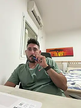 luffykingofpirets online show from June 26, 5:06 pm
