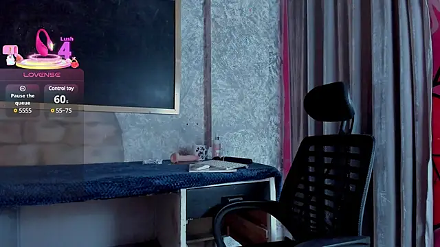 Snapshot of Samantha__cooper chatting on March 17, 2:12 pm Samantha  cooper online show from March 17, 2:12 pm