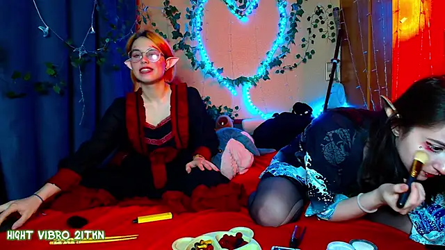 TrickyKitsune online show from February 14, 6:40 pm