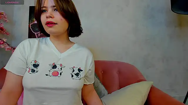 Snapshot of EricaElliott chatting on February 4, 1:23 am EricaElliott online show from February 4, 1:23 am
