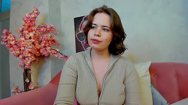 Snapshot of EricaElliott chatting on February 4, 1:38 pm EricaElliott online show from February 4, 1:38 pm