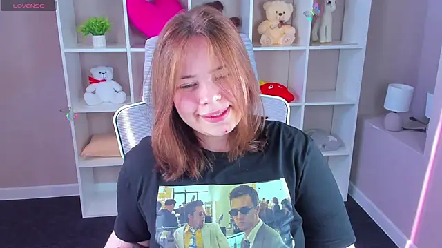 EricaElliott online show from April 29, 9:35 am