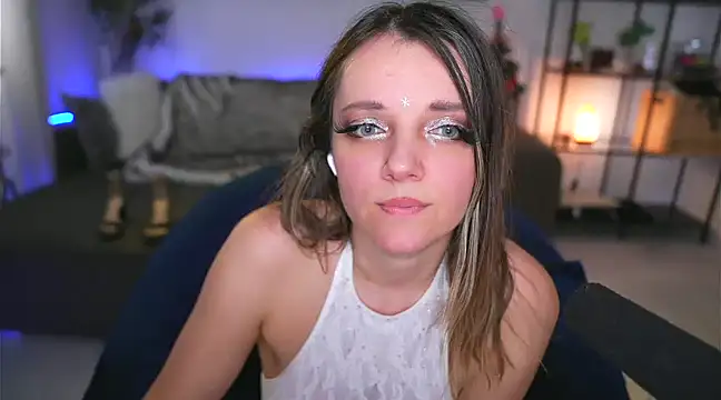 Magnetic Amy online show from January 1, 2:31 pm