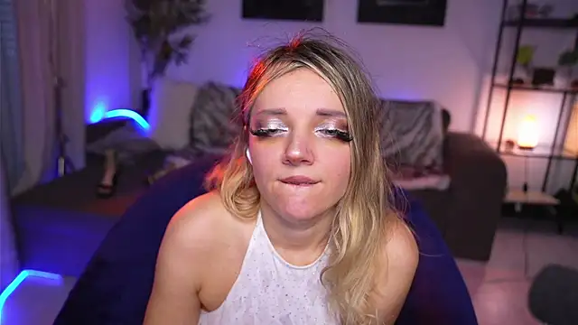 Magnetic Amy online show from January 20, 1:11 pm