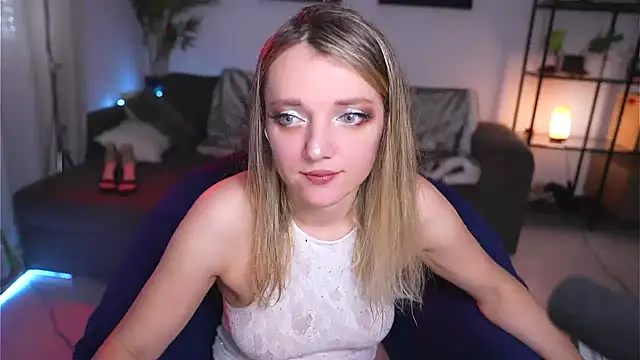 Magnetic Amy online show from February 8, 10:07 am