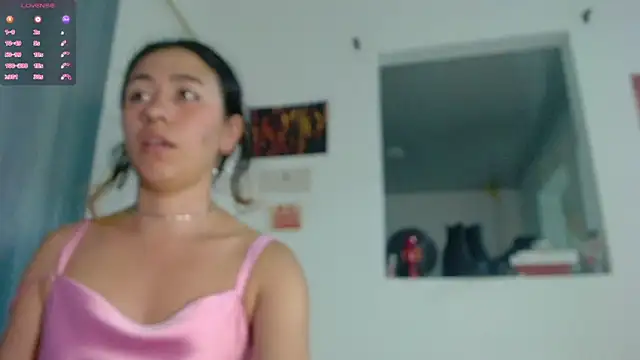 Snapshot of Maam_Ine chatting on November 13, 12:42 am Maam Ine online show from November 13, 12:42 am