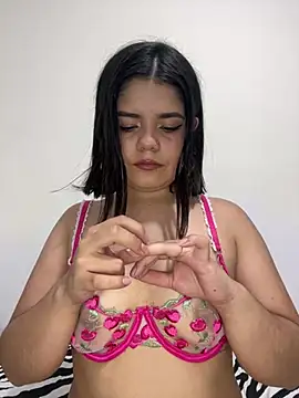 pretty angela1 online show from January 25, 2:58 am