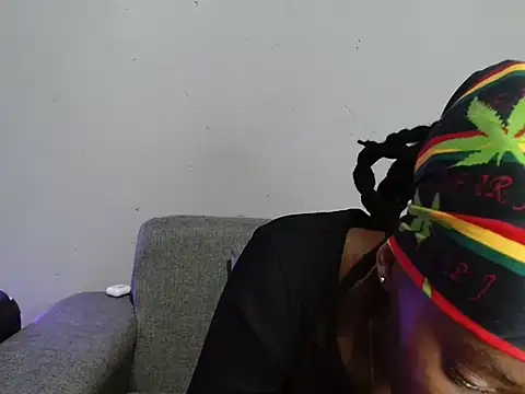 Snapshot of xxSexyTalia28 chatting on October 23, 7:51 am xxSexyTalia28 online show from October 23, 7:51 am