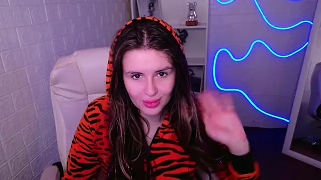 StellaFrost online show from October 17, 7:05 pm