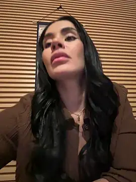 Karol Towers online show from March 1, 11:15 pm