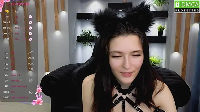 Snapshot of niki_cutes chatting on January 31, 4:14 am niki cutes online show from January 31, 4:14 am