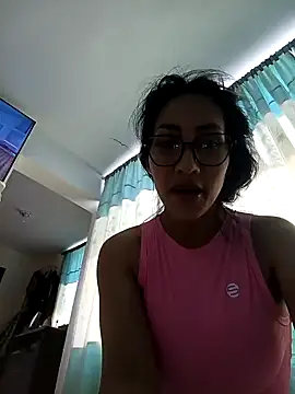 Snapshot of Isabellitasexi38 chatting on February 2, 5:48 pm Isabellitasexi38 online show from February 2, 5:48 pm