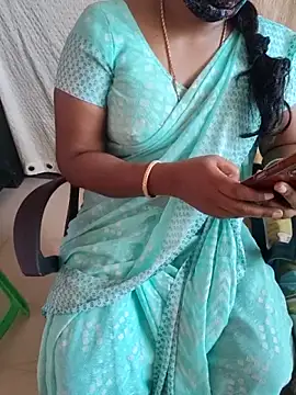 Snapshot of Tamil_roja69 chatting on June 27, 4:39 am Tamil roja69 online show from June 27, 4:39 am