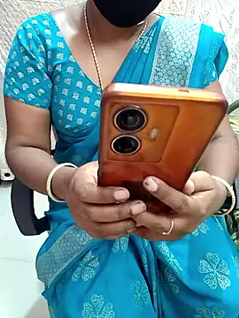 Snapshot of Tamil_roja69 chatting on June 28, 3:07 pm Tamil roja69 online show from June 28, 3:07 pm