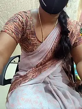 Snapshot of Tamil_roja69 chatting on July 24, 1:53 pm Tamil roja69 online show from July 24, 1:53 pm