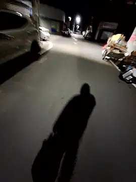 Snapshot of Lee0613 chatting on December 5, 8:05 pm Lee0613 online show from December 5, 8:05 pm