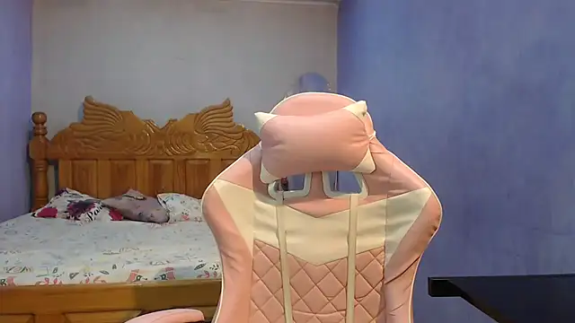 Coral0403 online show from March 8, 2:32 pm