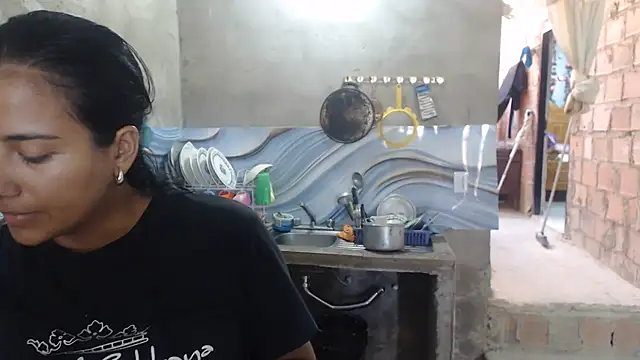 Coral0403 online show from June 20, 4:54 pm
