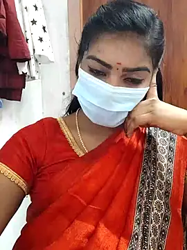 Snapshot of meena_27 chatting on February 27, 10:04 am meena 27 online show from February 27, 10:04 am