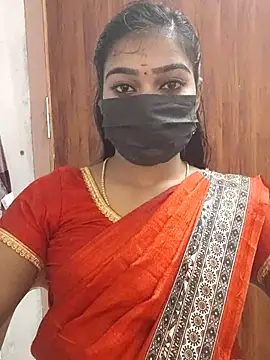 Snapshot of meena_27 chatting on March 14, 10:07 am meena 27 online show from March 14, 10:07 am