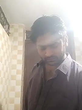 indihotguy online show from February 24, 7:30 pm