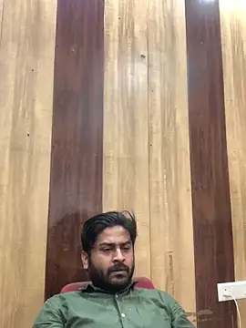 indihotguy online show from March 16, 2:43 am