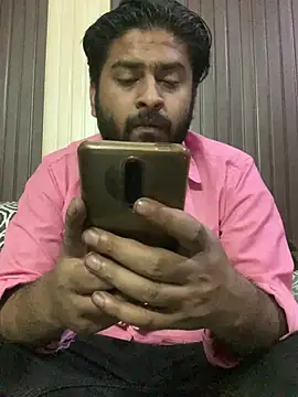 indihotguy online show from March 21, 4:28 am