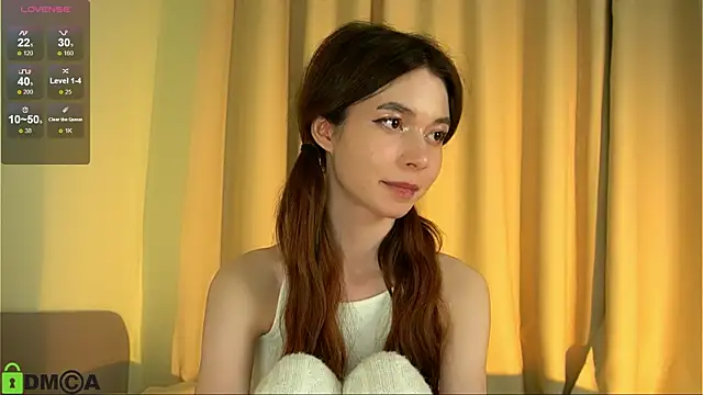 Snapshot of LittleOriana chatting on February 12, 11:51 pm LittleOriana online show from February 12, 11:51 pm