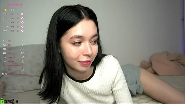 LittleOriana online show from February 28, 4:13 am