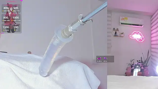 Maria Jones  online show from August 6, 2:57 am