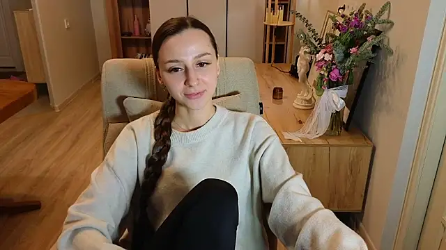 Snapshot of mellowness_ chatting on December 21, 11:17 am mellowness online show from December 21, 11:17 am