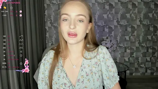 Snapshot of A_delina chatting on January 26, 2:19 pm A delina online show from January 26, 2:19 pm