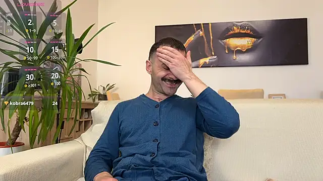 Snapshot of Asmodeuss666 chatting on February 15, 8:33 am Asmodeuss666 online show from February 15, 8:33 am