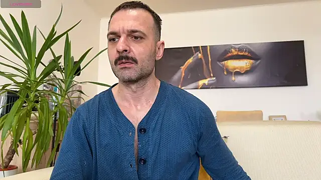 Snapshot of Asmodeuss666 chatting on February 16, 9:04 am Asmodeuss666 online show from February 16, 9:04 am