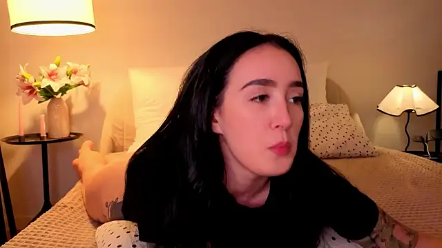 KimKhallifa online show from July 18, 3:16 pm