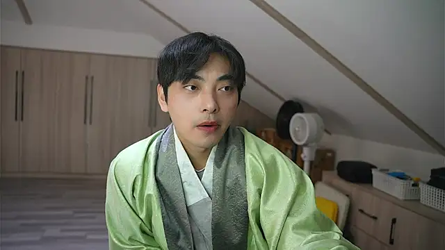 chinalover4199 online show from March 9, 2:26 am