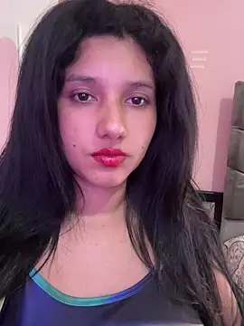 Snapshot of emmariders2 chatting on December 15, 2:43 pm emmariders2 online show from December 15, 2:43 pm