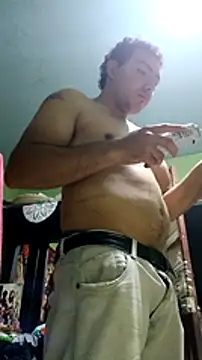 Snapshot of chinoxxx chatting on January 14, 2:19 am chinoxxx online show from January 14, 2:19 am