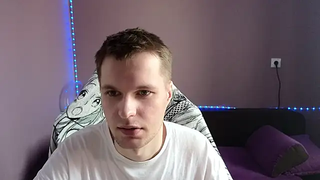 Leonnextdoor online show from March 6, 6:52 am