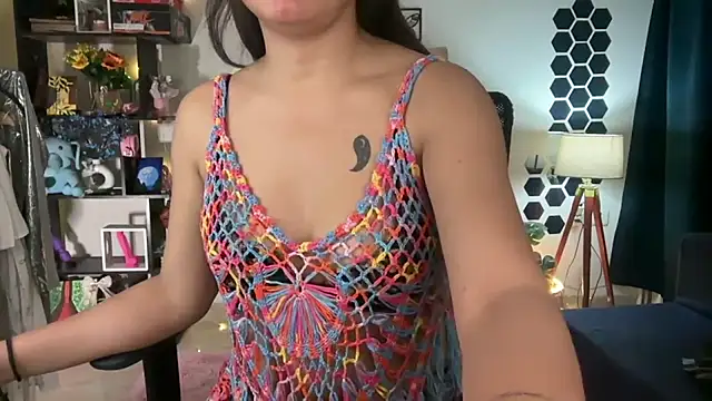 roseofvenom online show from March 16, 6:45 pm