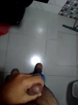 Snapshot of mlkpiranho25 chatting on January 27, 11:00 am mlkpiranho25 online show from January 27, 11:00 am