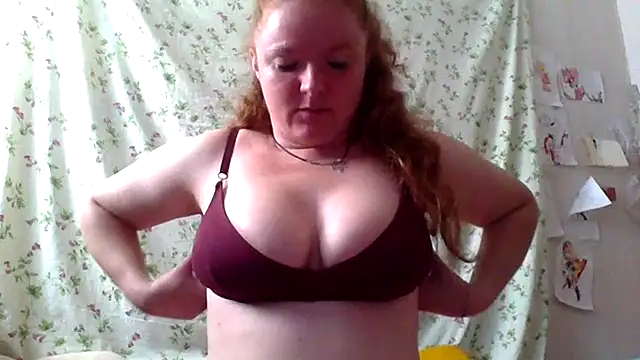 Rae Jeannie online show from June 16, 6:49 am